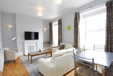 5 bed flat, Clifton Place, Greenbank, Plymouth, PL48HY - Image 3